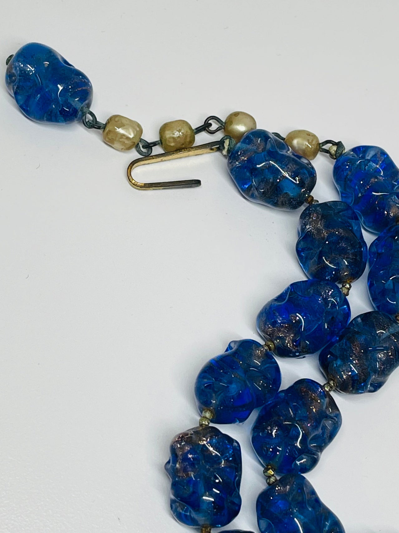 1940’s Unsigned Miriam Haskell Blue Beaded Necklace Devil's Details 