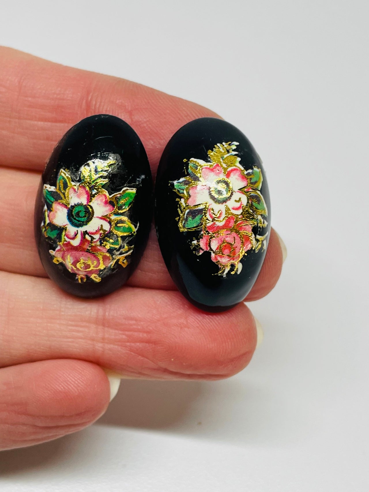 Black Painted Floral Studs Devil's Details 