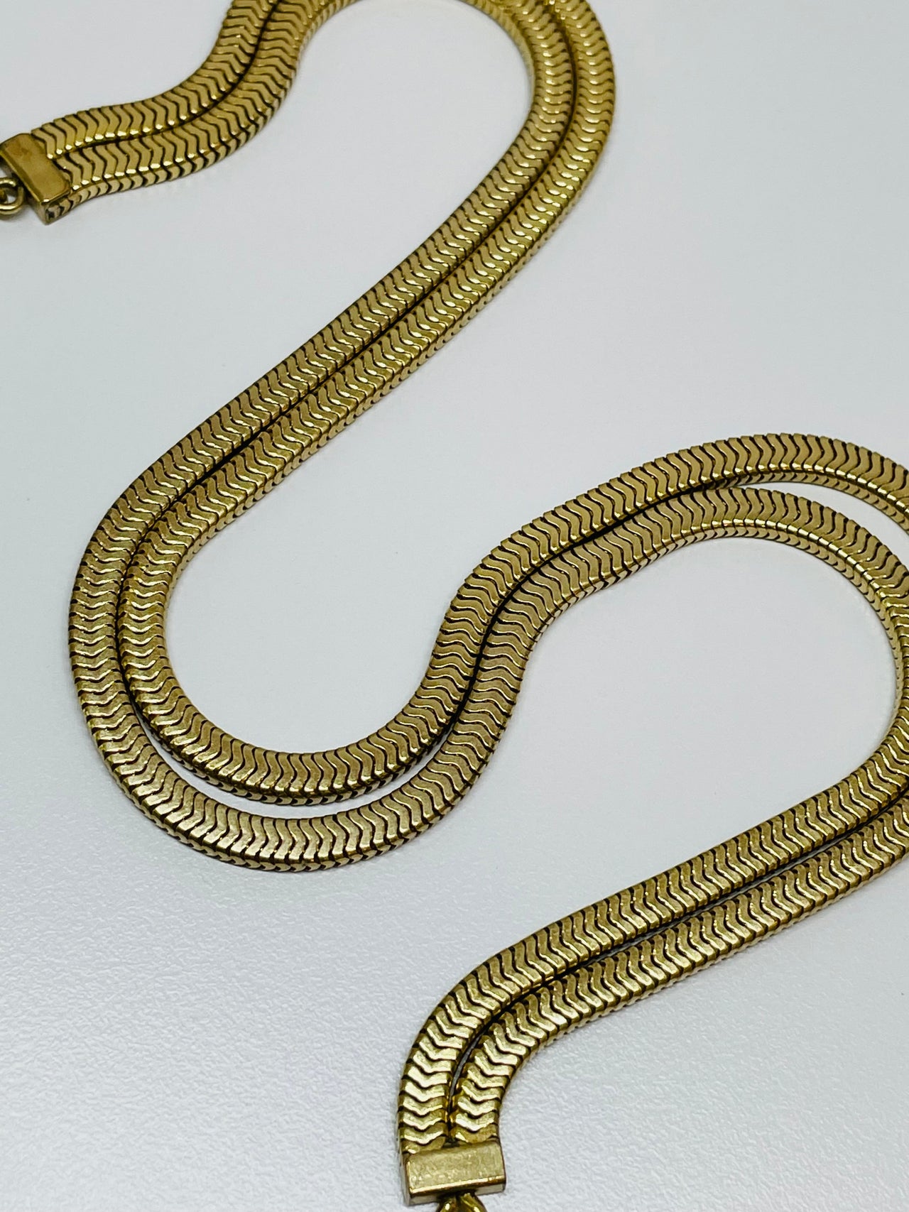 Gold Double Link Chain Necklace Devil's Details 