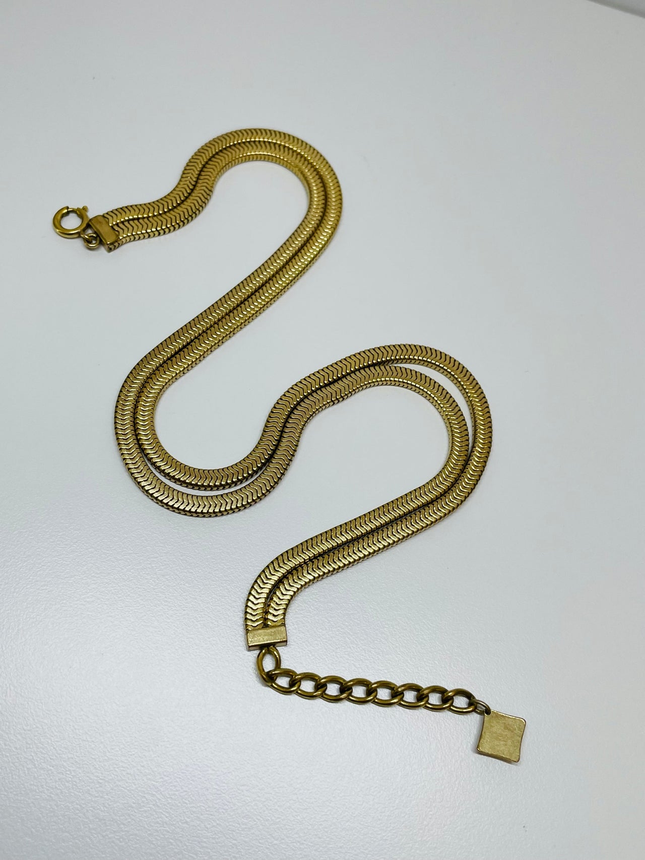 Gold Double Link Chain Necklace Devil's Details 