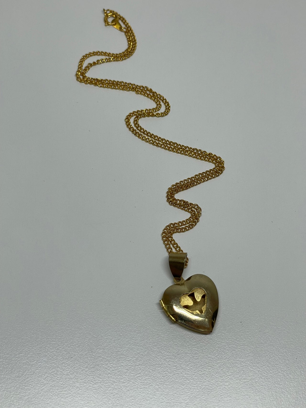 Gold Heart Locket Devil's Details 