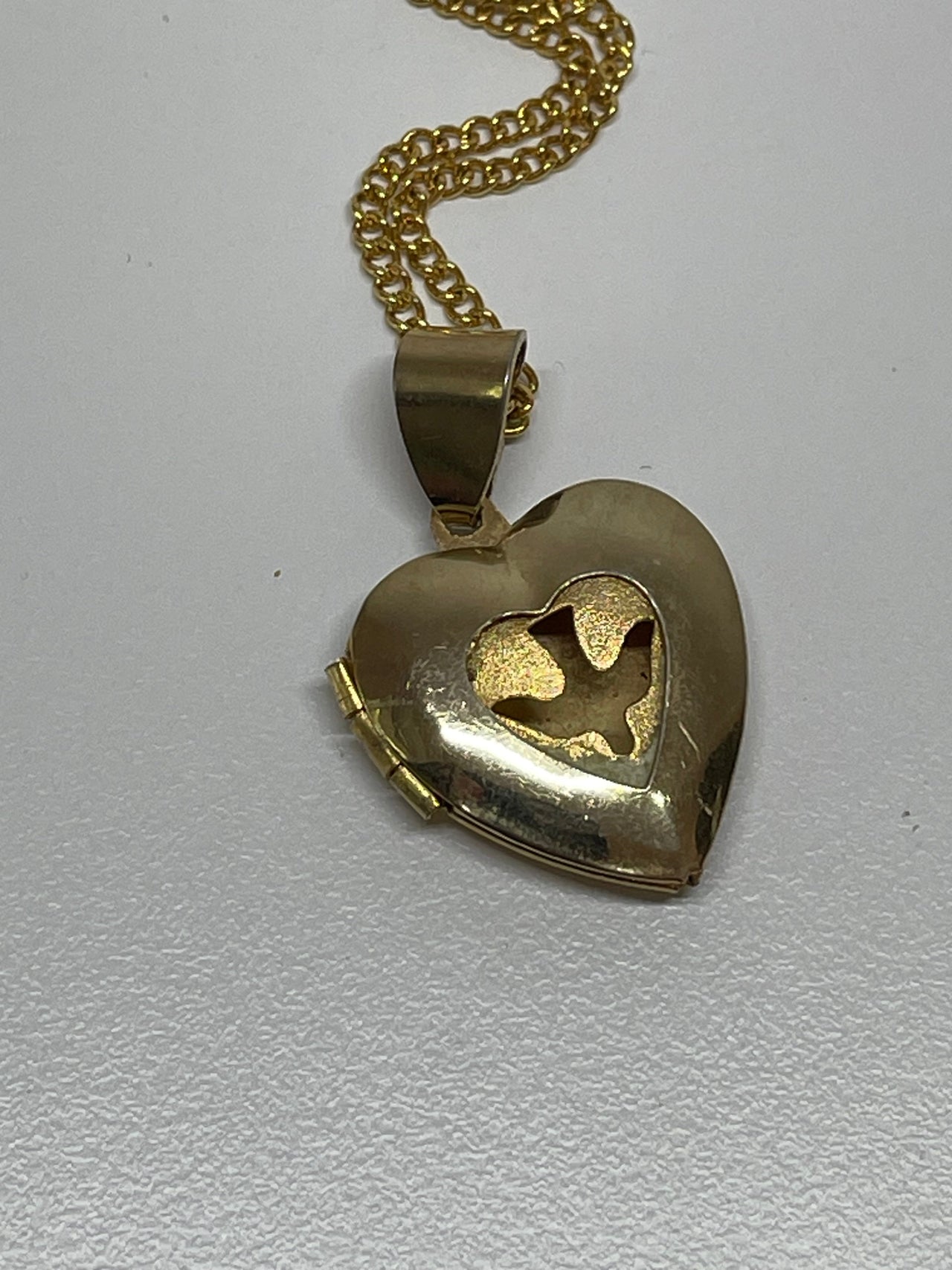 Gold Heart Locket Devil's Details 