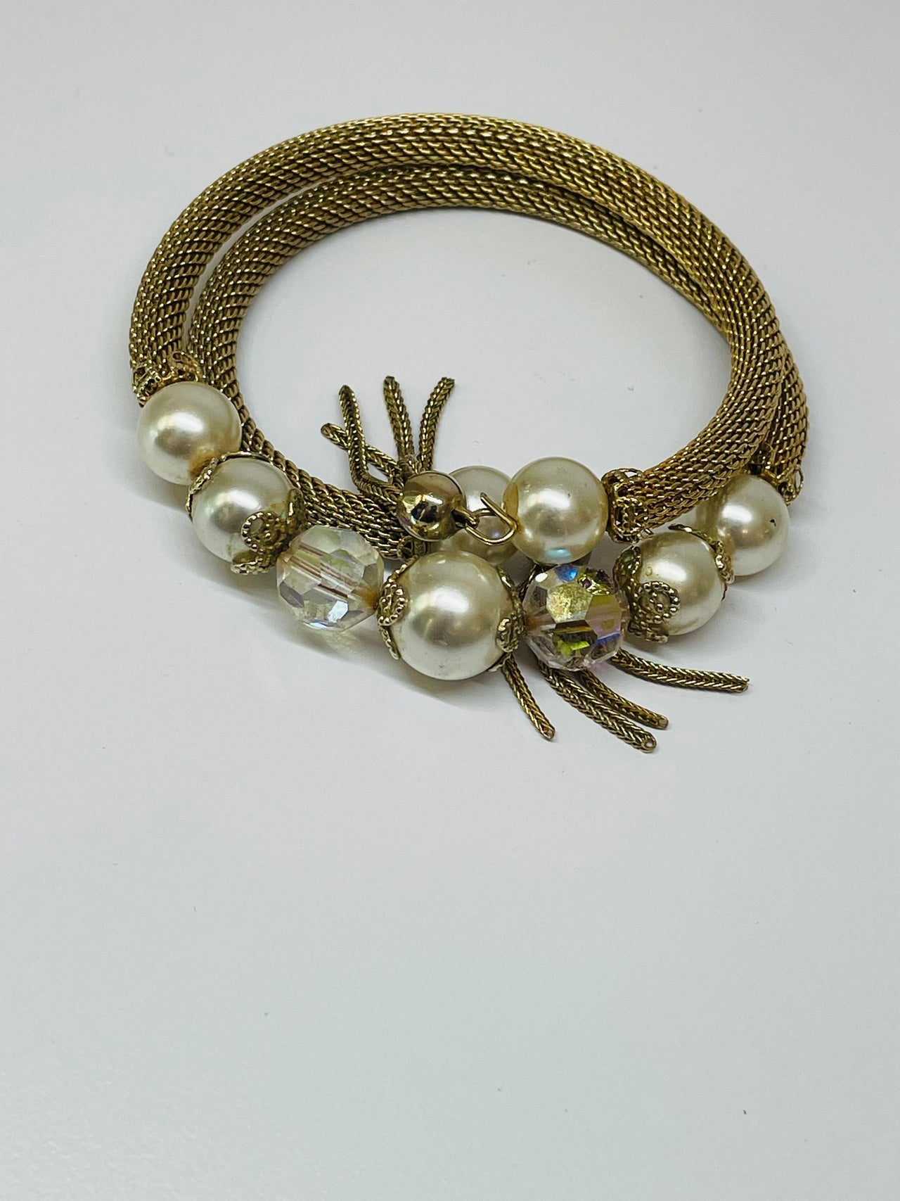 Gold Mesh Pearl Coil Bracelet Devil's Details 