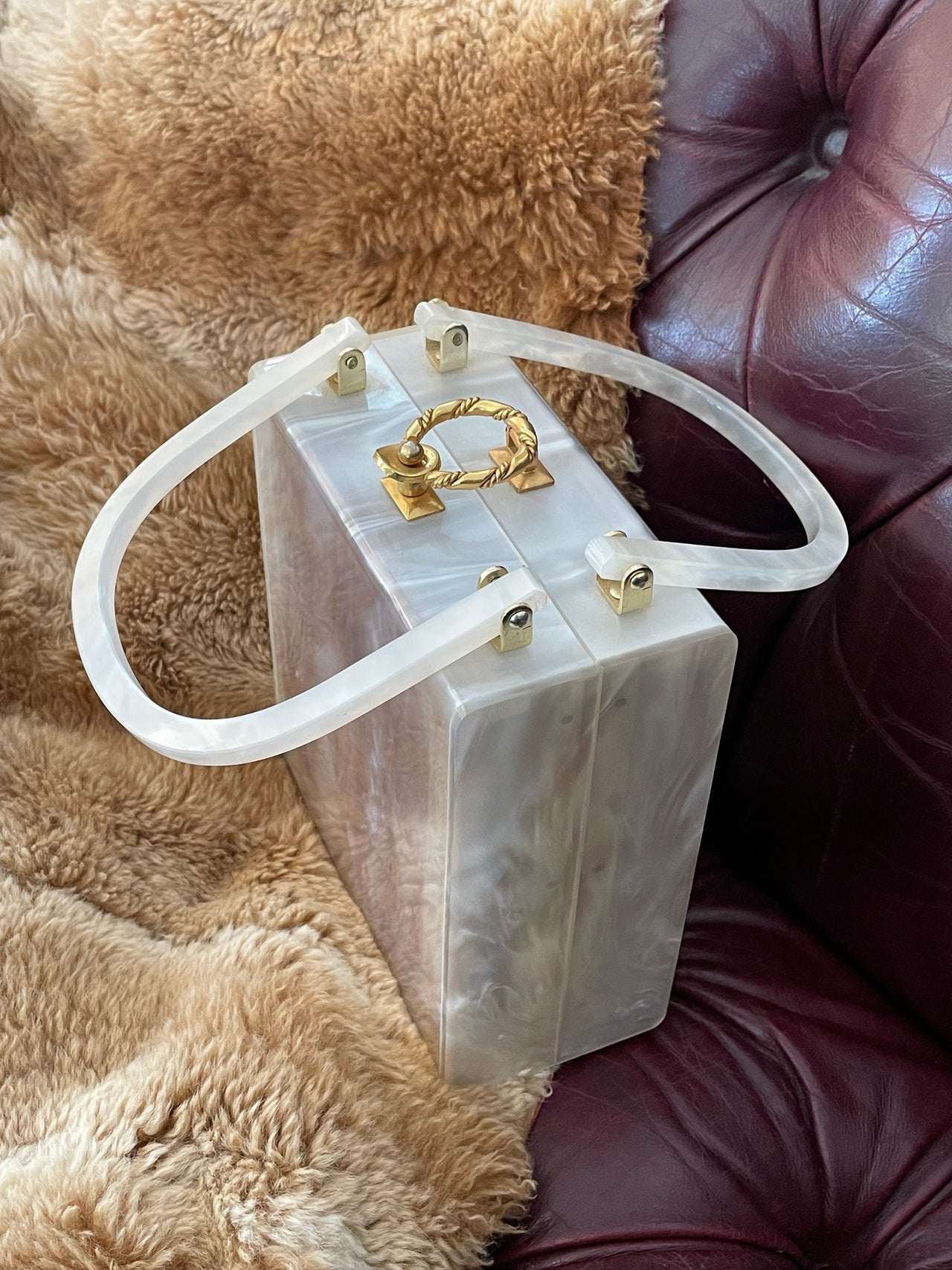 MidCentury White Lucite Box Purse Devil's Details 