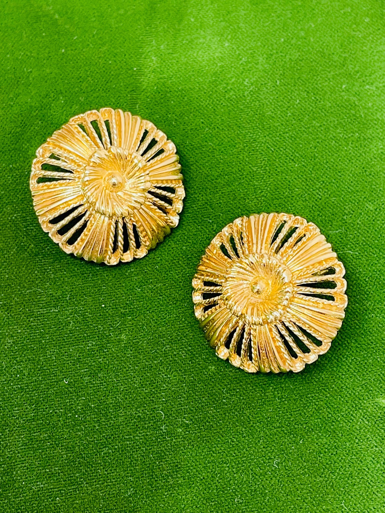 Monet Gold Flower Clip on Earrings Devil's Details 