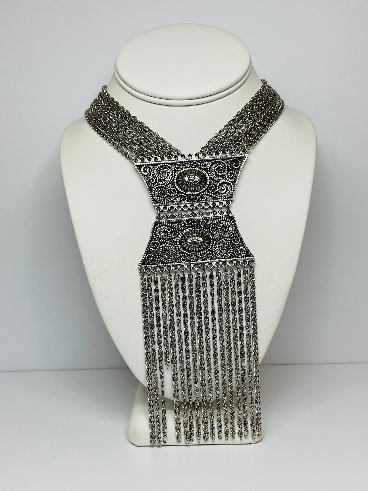 Silver Etruscan Fringe Necklace Devil's Details 